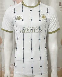 2425 Versailles white away